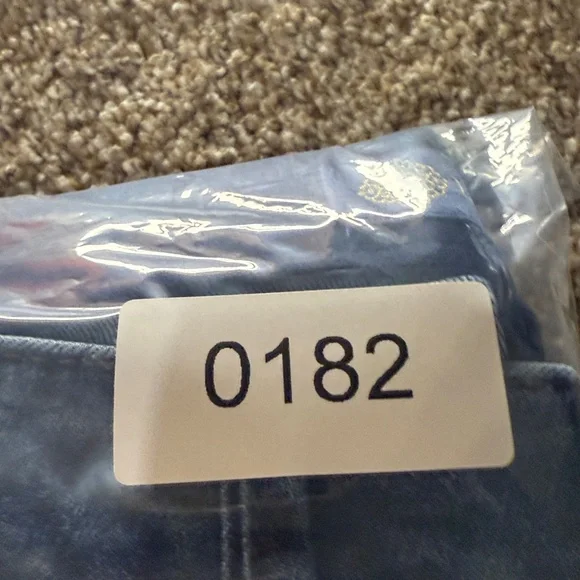 Democracy Women's Jeans "Ab Solution" Size 14 Split Hem Straight Leg - Picture 10 of 10